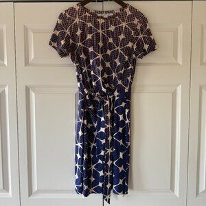 Diane von Furstenberg Printed Short Sleeve Maxi Dress Tie Waist Size 8